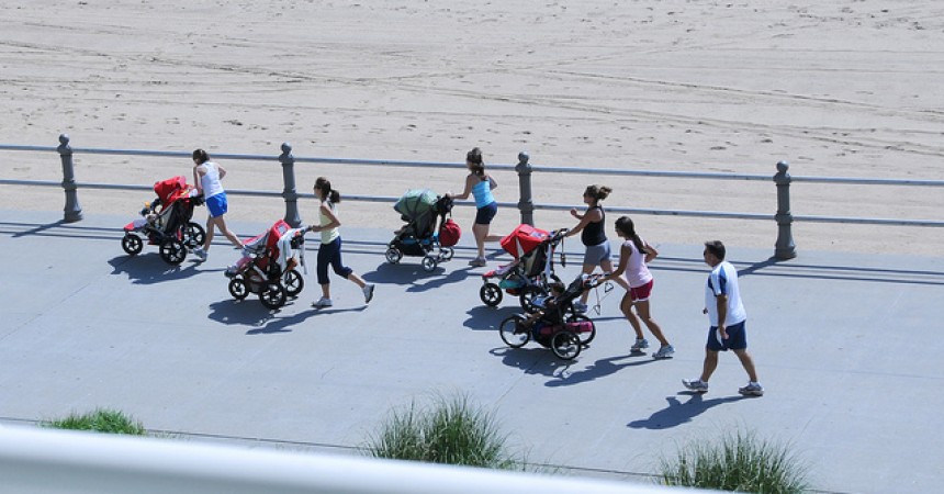 stroller moms